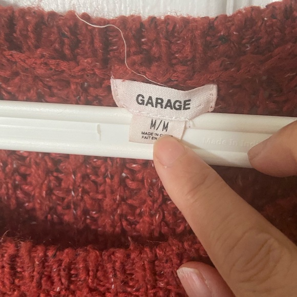 Garage red sweater - Picture 3 of 3